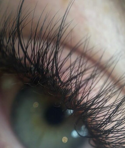 The_Lashlabmcr image 2