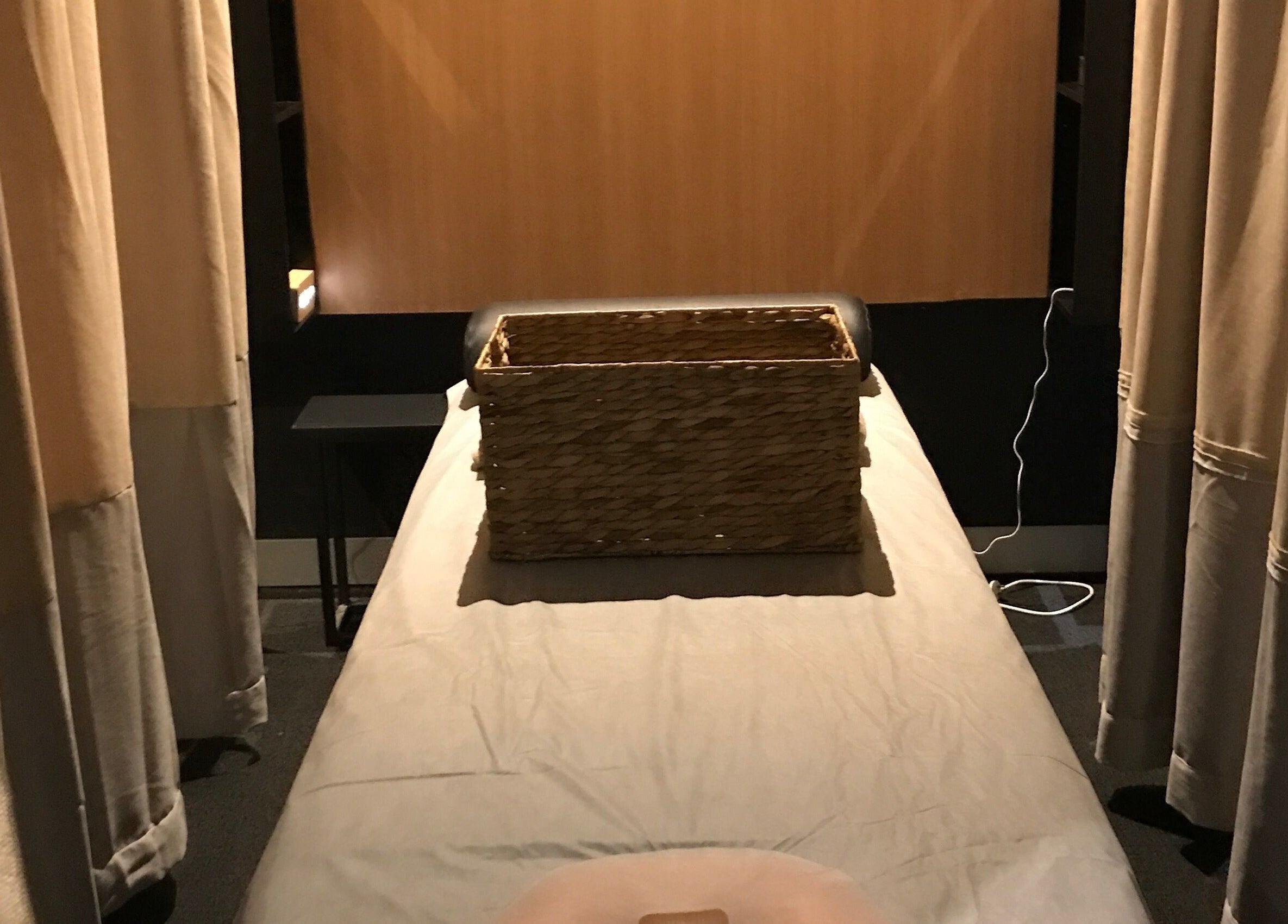 Peaceful massage room at Tai Chi Master Massage Wendouree, Wendouree, Victoria, AU with calming decor.