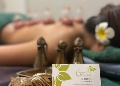 Relaxing therapeutic massage at PhonKlai Thai Massage Toorak, Melbourne, Victoria, AU with soothing ambience.