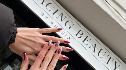 รูป Embracing Beauty 2