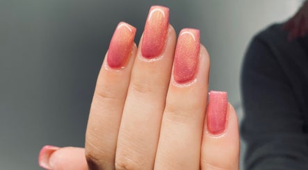 Stunning pink gradient manicure at Embracing Beauty, Iż-żejtun, MT. Perfect for a chic and polished look.