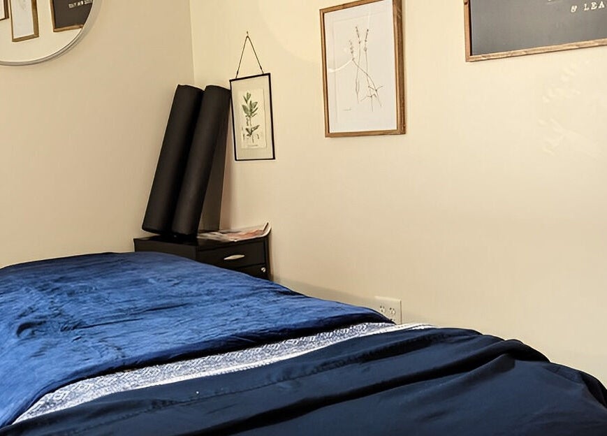 Relaxing treatment room at Sunny's Massage Therapy in Union City, Tennessee, US with calming decor.