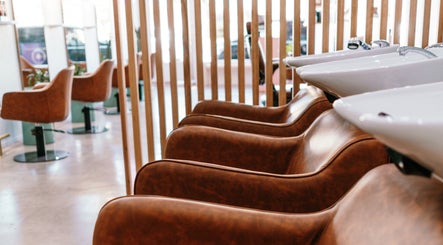 Luxurious wash chairs at Jade + Co. Salon in Paddington, NSW, AU offer a relaxing experience.