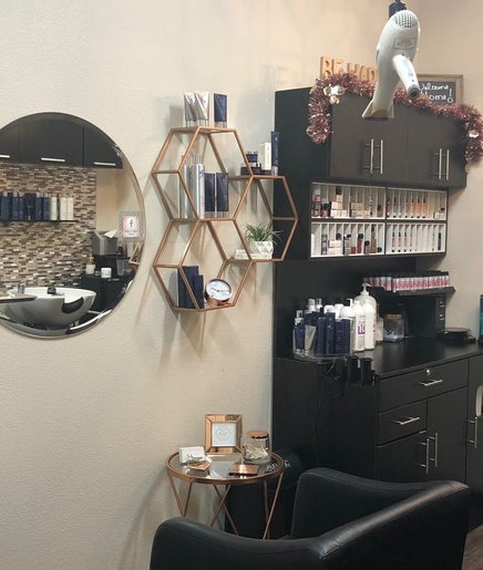 Phenix Salon Suites, 840 W Arrow Hwy Ste 132, San Dimas image 2