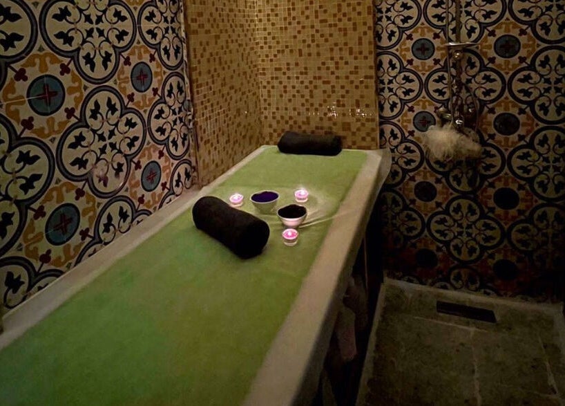 Relaxing massage room at Verve Men's Salon & Spa, الشارقة, إمارة الشارقةّ, AE. Exquisite tile design.