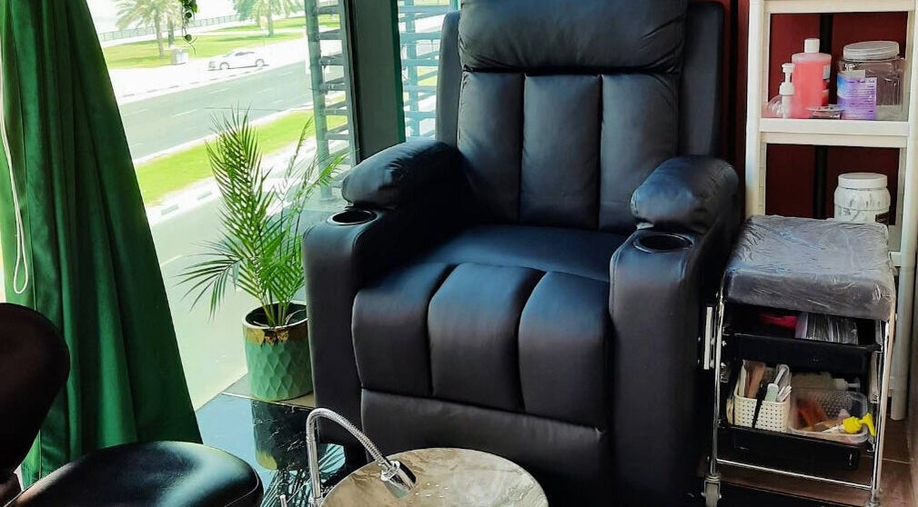 Luxurious lounge chair at Verve Men's Salon & Spa, الشارقة, إمارة الشارقةّ, AE. Perfect for relaxation.