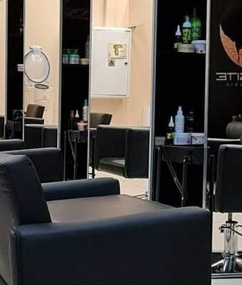 Xquisite Hair Studio image 2