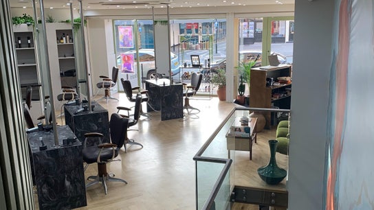 Jon Kinsey Hairdressing