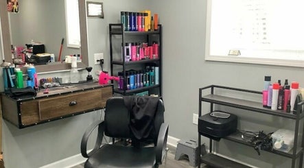 Lisa Maries's Hair Salon