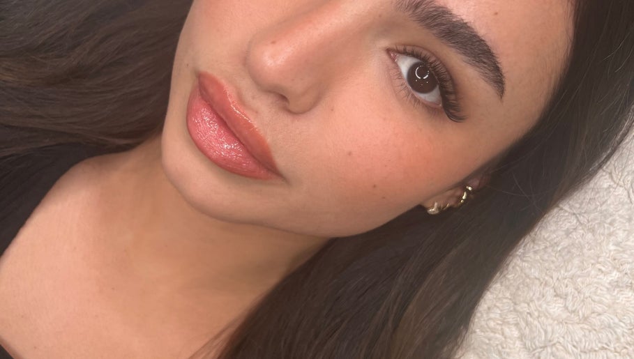 Close-up of a woman's radiant makeup at Valentina Beauté, Montréal, Québec, CA.
