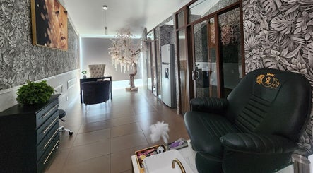 Royal Lux