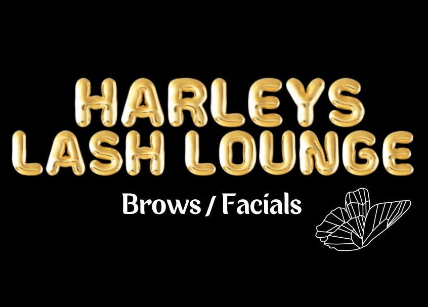 Harley’s Lash Lounge logo in gold letters on black, located in Nuneaton, England, GB.