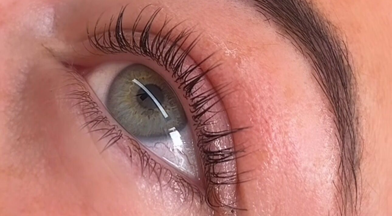 Close-up of enhanced lashes at Harley’s Lash Lounge, Nuneaton, England, GB.