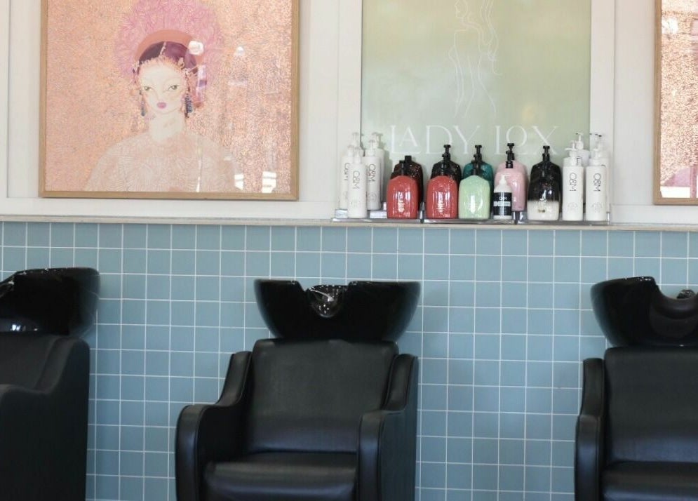 Chic hair wash stations at Lady Lox in Joondalup, Western Australia, AU, perfect for a relaxing experience.