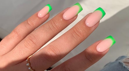 Nails by Nico