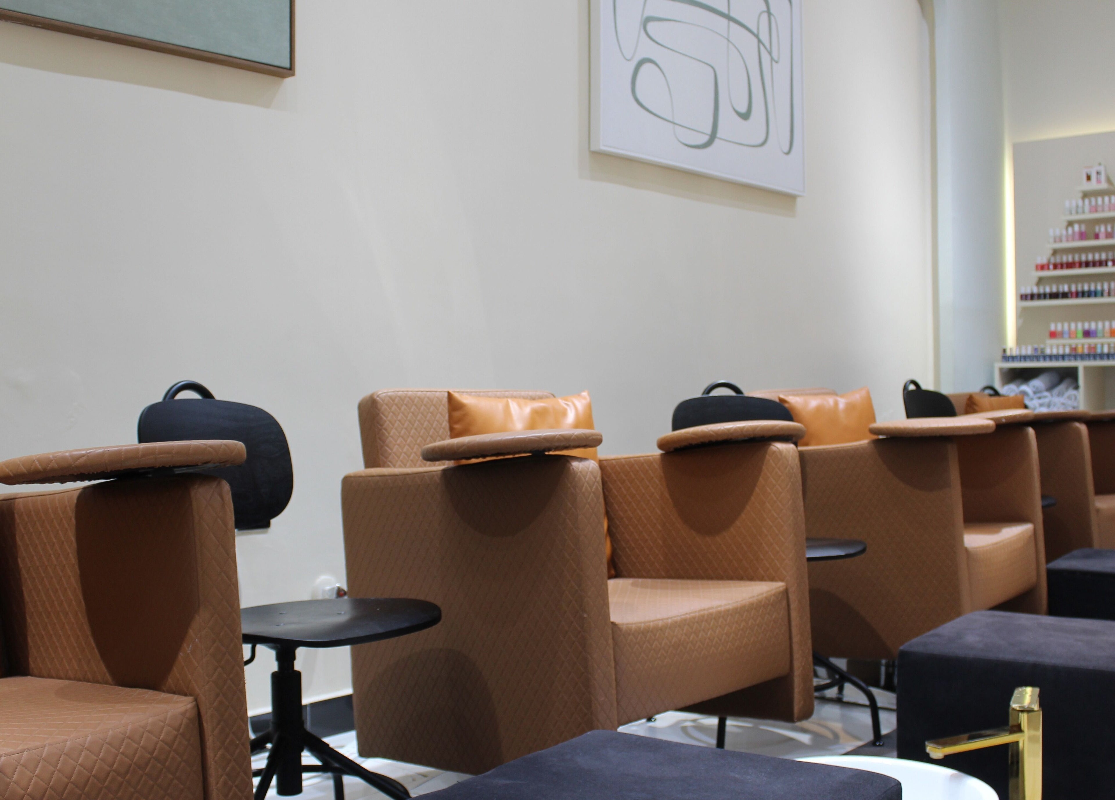 Elegant pedicure seating at Vivant Beauty Salon in Dubai, Dubai, AE displays luxury and comfort.