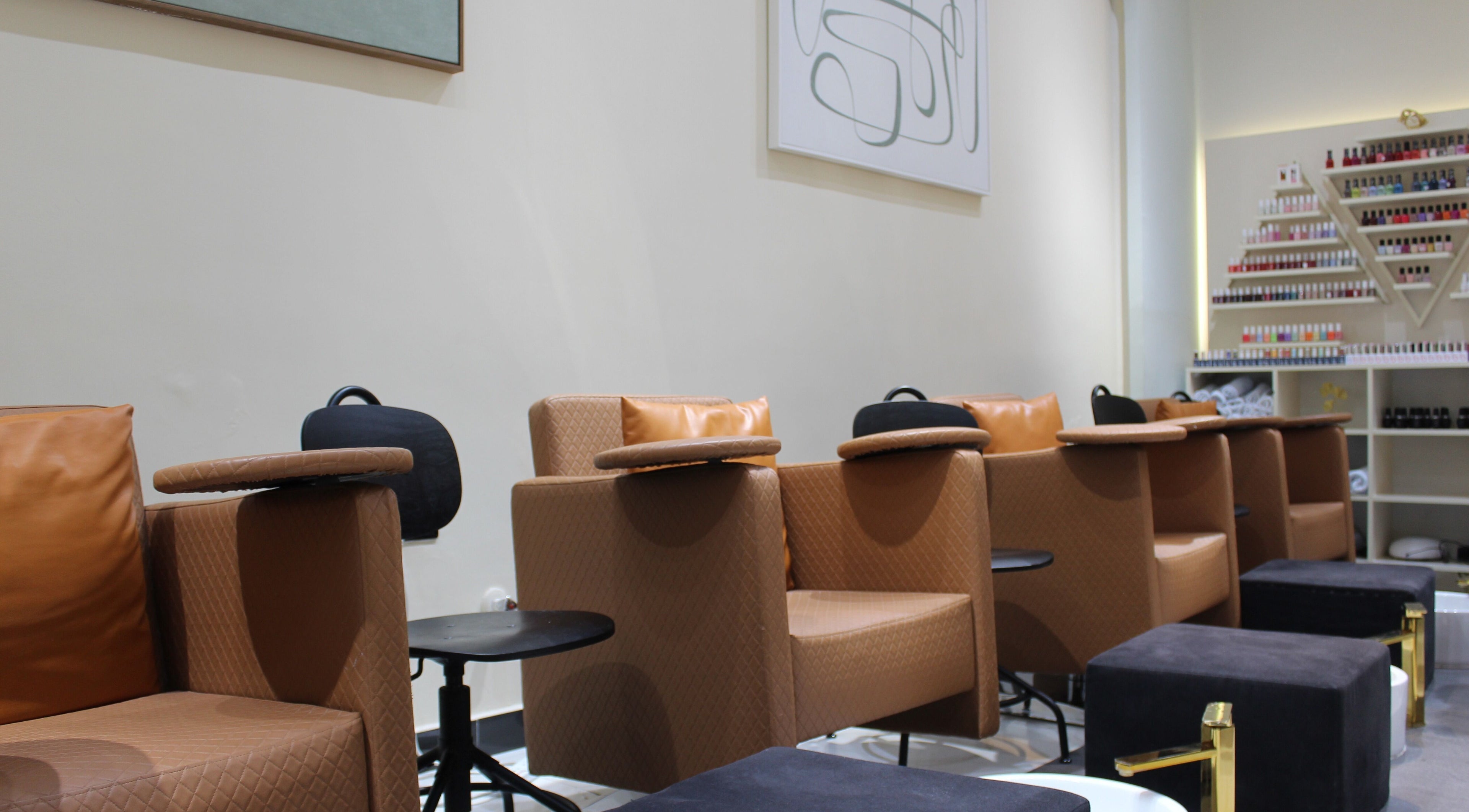 Elegant pedicure seating at Vivant Beauty Salon in Dubai, Dubai, AE displays luxury and comfort.