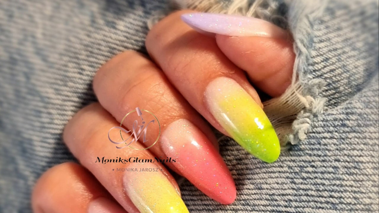 GUCHI Nails Beauty & Lashes | Cork
