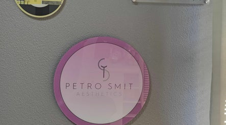 PetroSmit Aesthetics