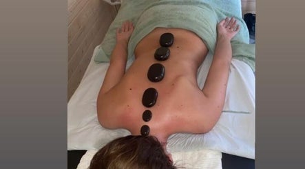 Em's Massage Therapy image 3
