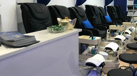 Spa ManiPedi - Sherbrooke Ouest image 3