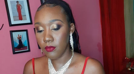 Bella Rosa Makeup