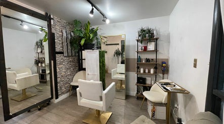 Old Town Hair Salon image 2