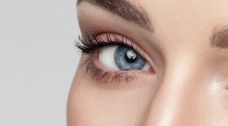 Beyoutiful Skinn image 3