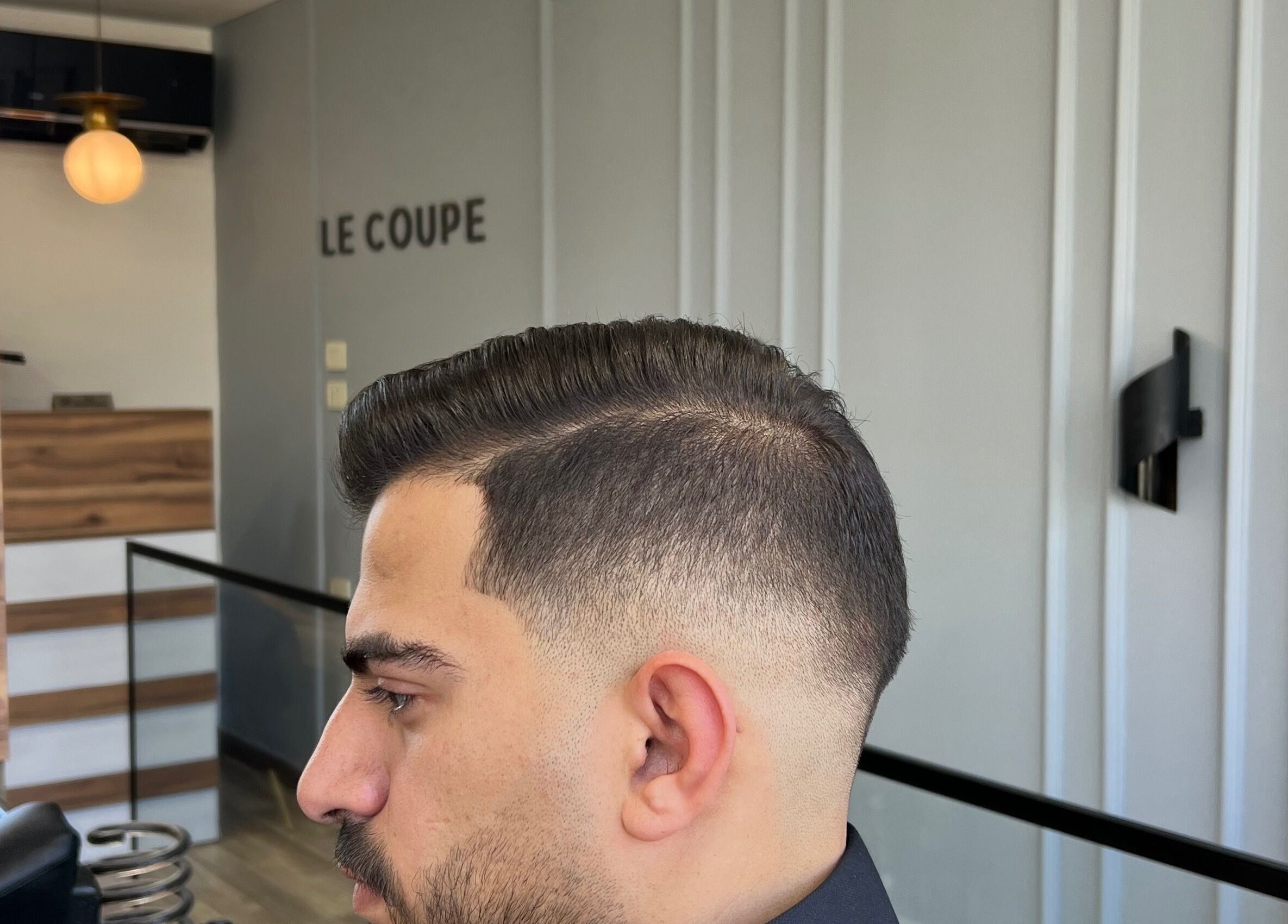 Modern haircut at Le Coupe 3, عمّان, محافظة العاصمة, JO. Stylish and professional hair grooming service.