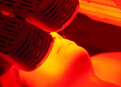 Red light therapy session at Skin Wellness Clinic, Highett, Victoria, AU, enhancing skin rejuvenation and wellness.