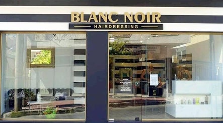 Blanc Noir Hairdressing