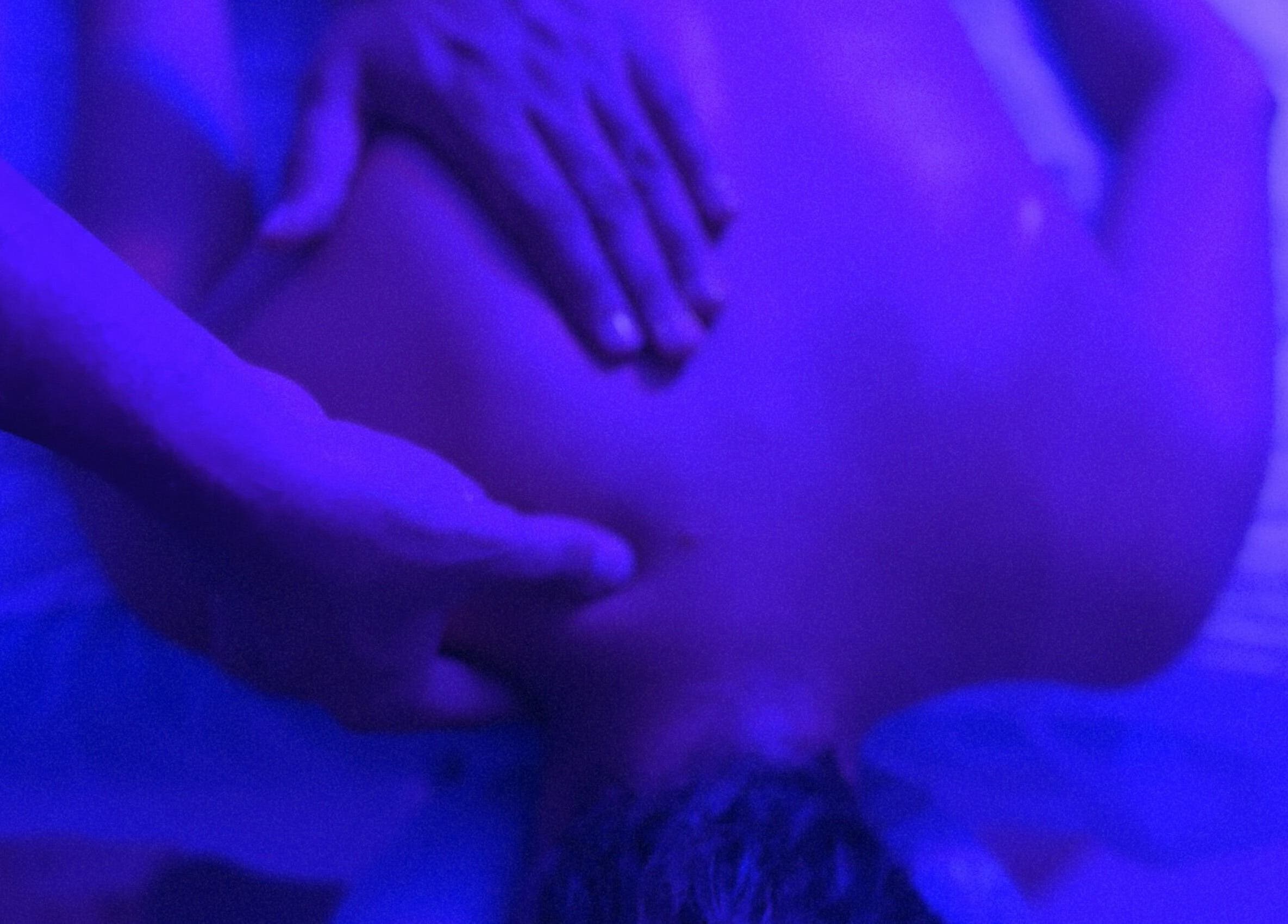 Sessão de massagem no Cabo Frio Studio MassoTerapia e Holismo Terapias Integrativas, Cabo Frio, Rio De Janeiro, BR.