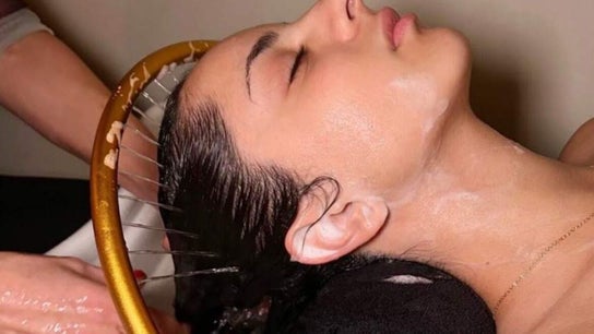 Nami Head Spa