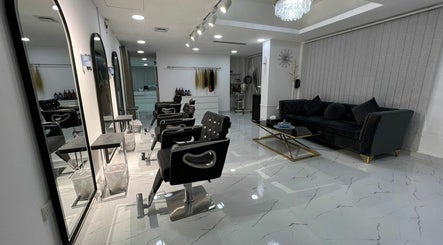 Faina Ladies Salon