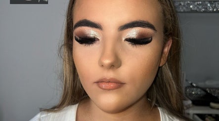 Chloe Jade Cosmetics, bilde 2