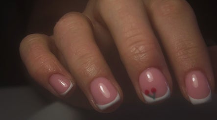 Immagine 3, Daisy Nails