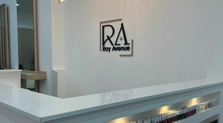 Ray Avenue Ladies Salon, bild 3