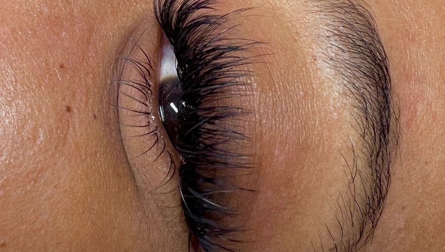 Her Beauty Studio image 1
