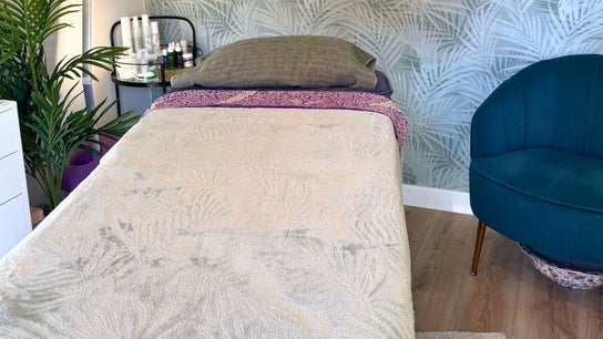 Claire Ellis Facial & Massage Therapy