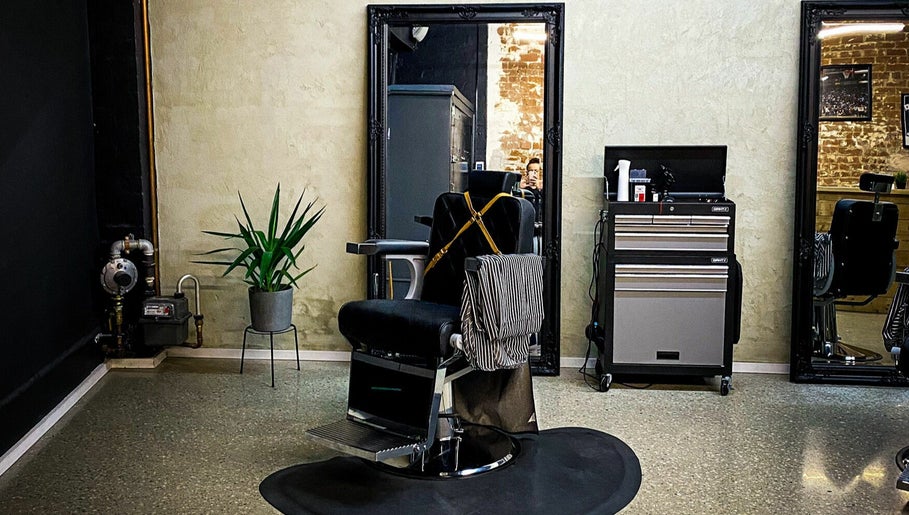 Lighthouse Barbers – obraz 1