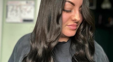 Hair by Kaylie obrázek 2