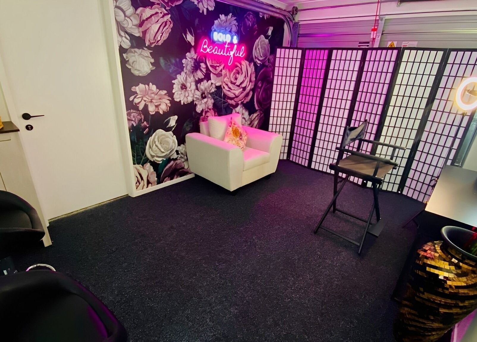 Inviting floral-themed room at Bold and Beautiful- Makeup by Monik, Takanini, Auckland, NZ.