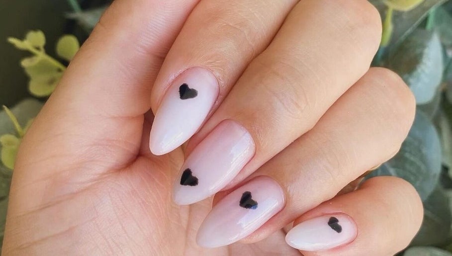 Image de Lisiane Cateringer Nail Design 1