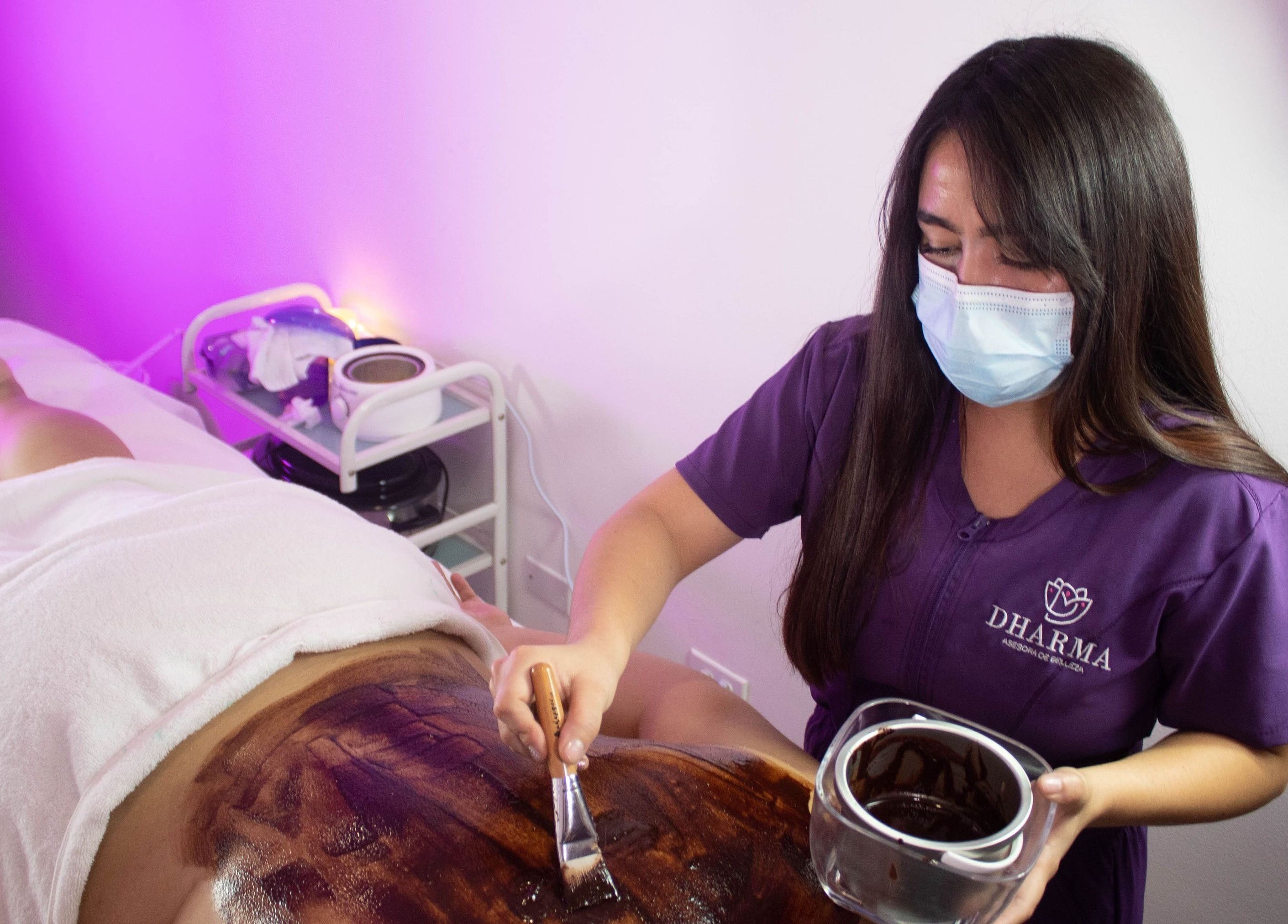 Tratamiento de spa en Dharma Panamá, ubicada en Panamá, Provincia De Panamá, PA.