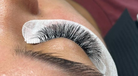 Beautify Lashes and Esthetics