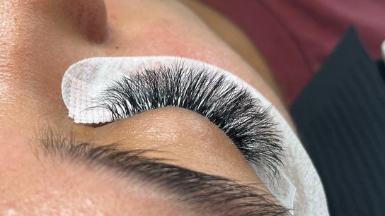 Beautify Lashes and Esthetics