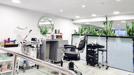 Salon and Spa Elegant