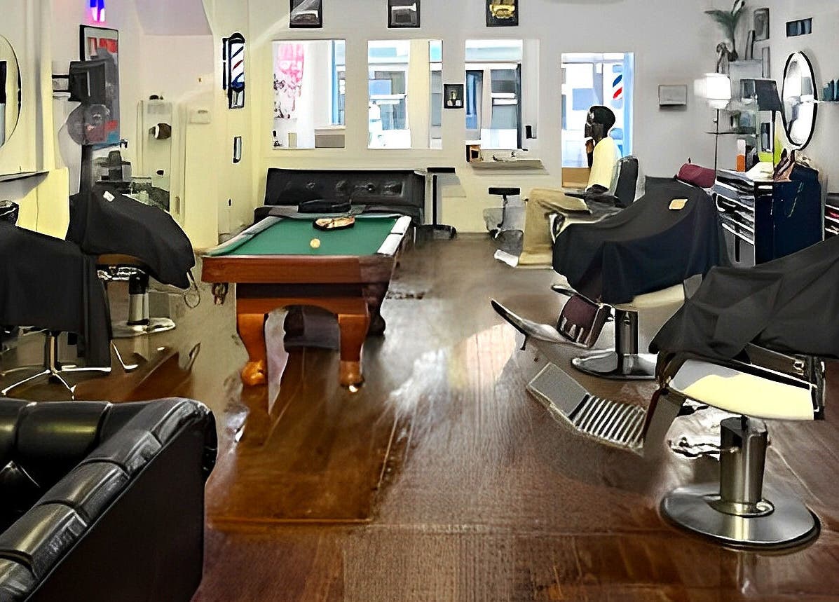 Intérieur moderne du BARBERSHOP Chez UKCUT à Québec, Québec, CA avec billard et fauteuils.
