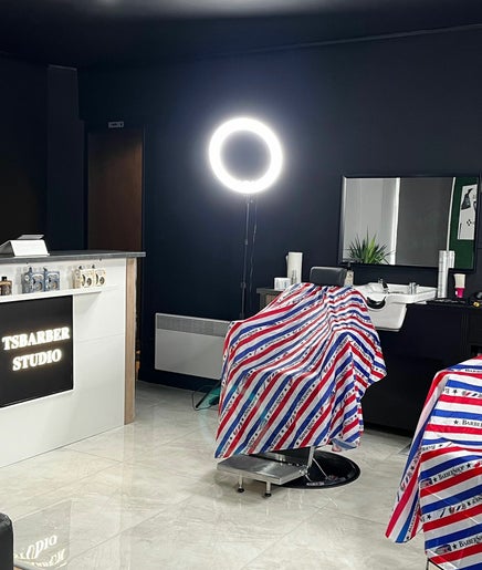 For Guys Barbershop image 2