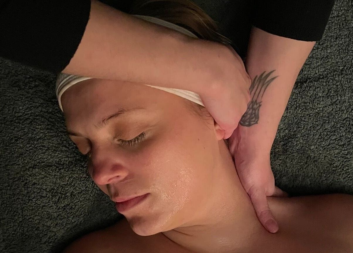 Relaxing facial massage at The Beauty Spot, Birmingham, England, GB, enhancing wellness and tranquility.